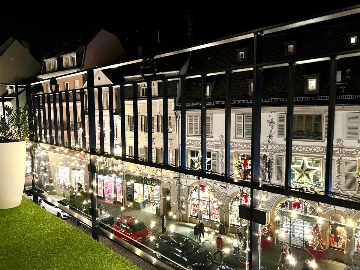 Magnifique 4 Personnes - 2 - 2 Sdb - Grande Terrasse Rue Des Tetes - Centre *
